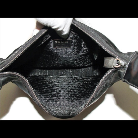 Vintage Prada Tessuto Shoulder Bag with Patent - Picture 7 of 7